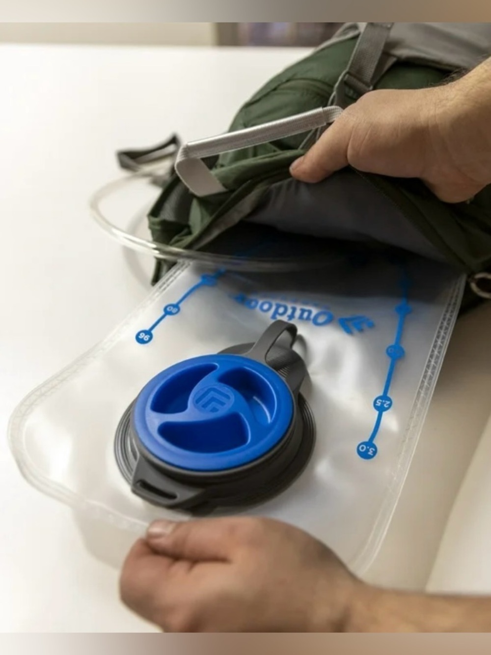 New in box! 3L Hydration Reservoir Outdoor Products- Blue Cap, Clear Tubing - Picture 6 of 6